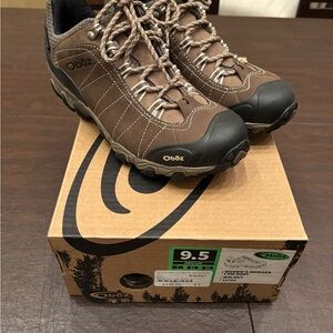 Oboz Brown Hiking Shoes